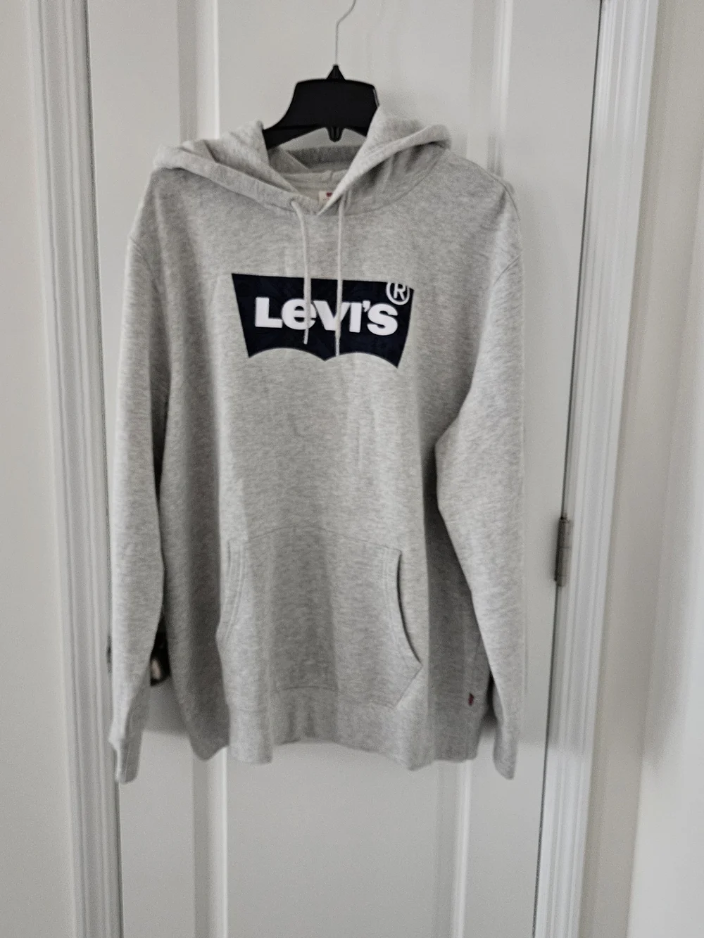 NWT Men's Levi's Batwing Graphic Long Sleeve Hoodie Size XL
